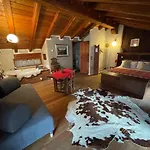 فندق مبيت وإفطار Maison De Noe Arnad