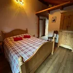 Maison De Noe Bed & Breakfast 3*