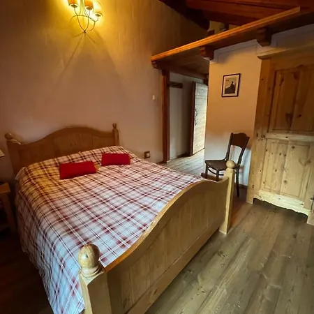 Maison De Noé Bed & Breakfast 3*