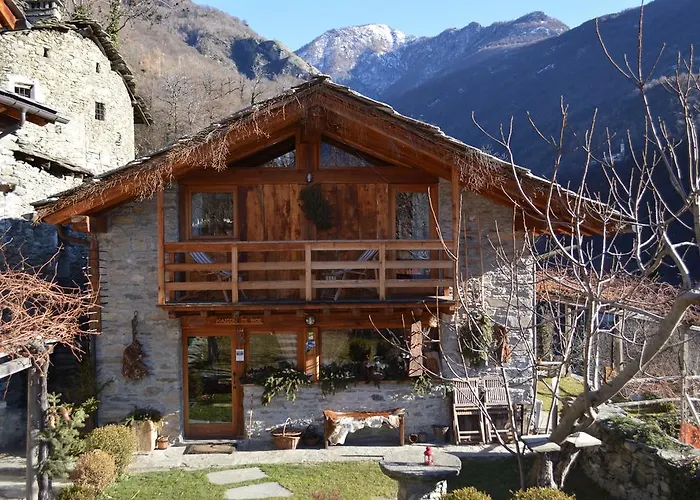 Maison De Noe Bed & Breakfast Arnad